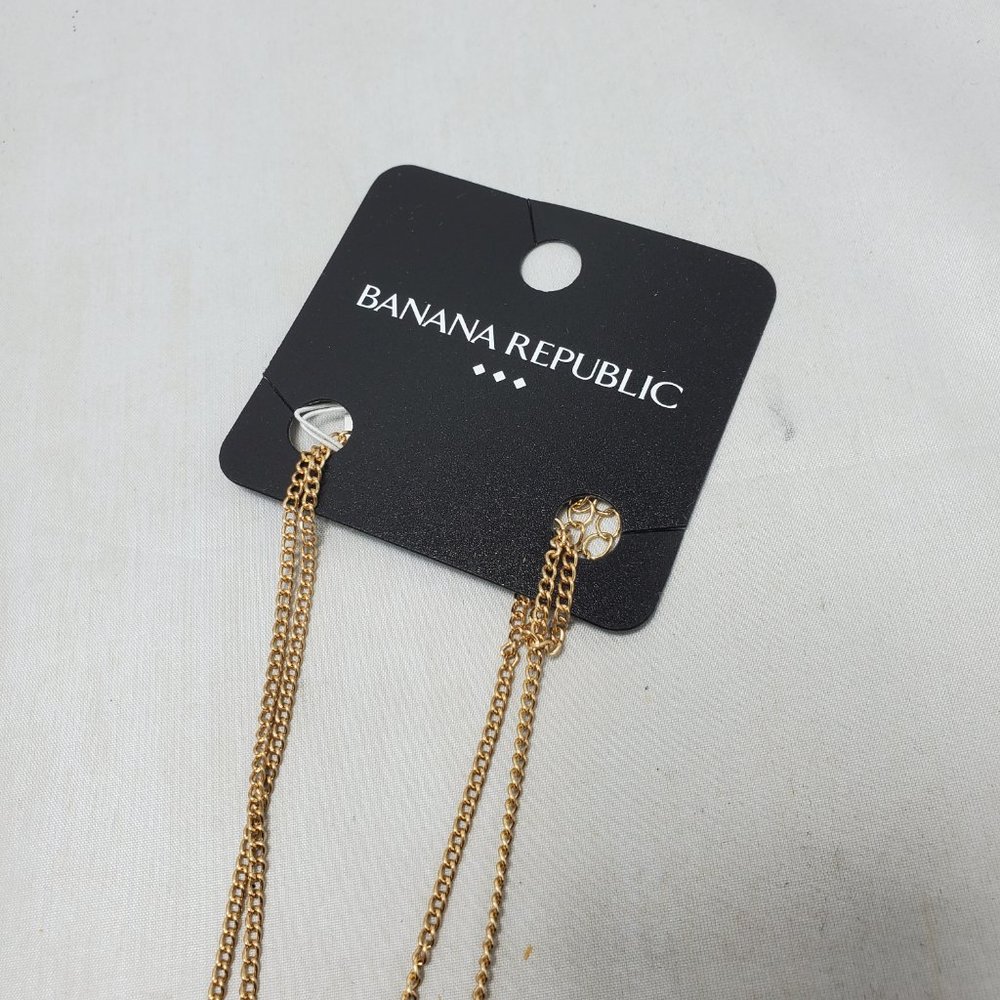 Banana Republic gold crescent moon with turquoise stone gold layered necklace - Picture 9 of 9